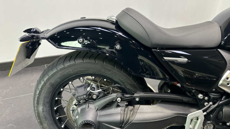 BMW R12 (24MY)
